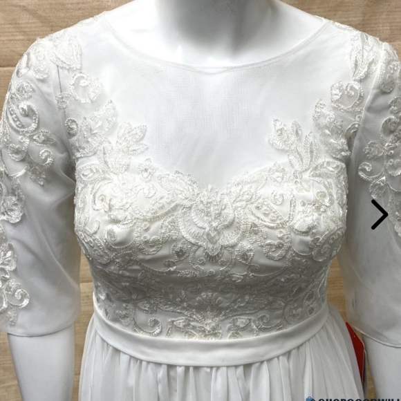 JJ's House Ivory Wedding Dress - Picture 4 of 8